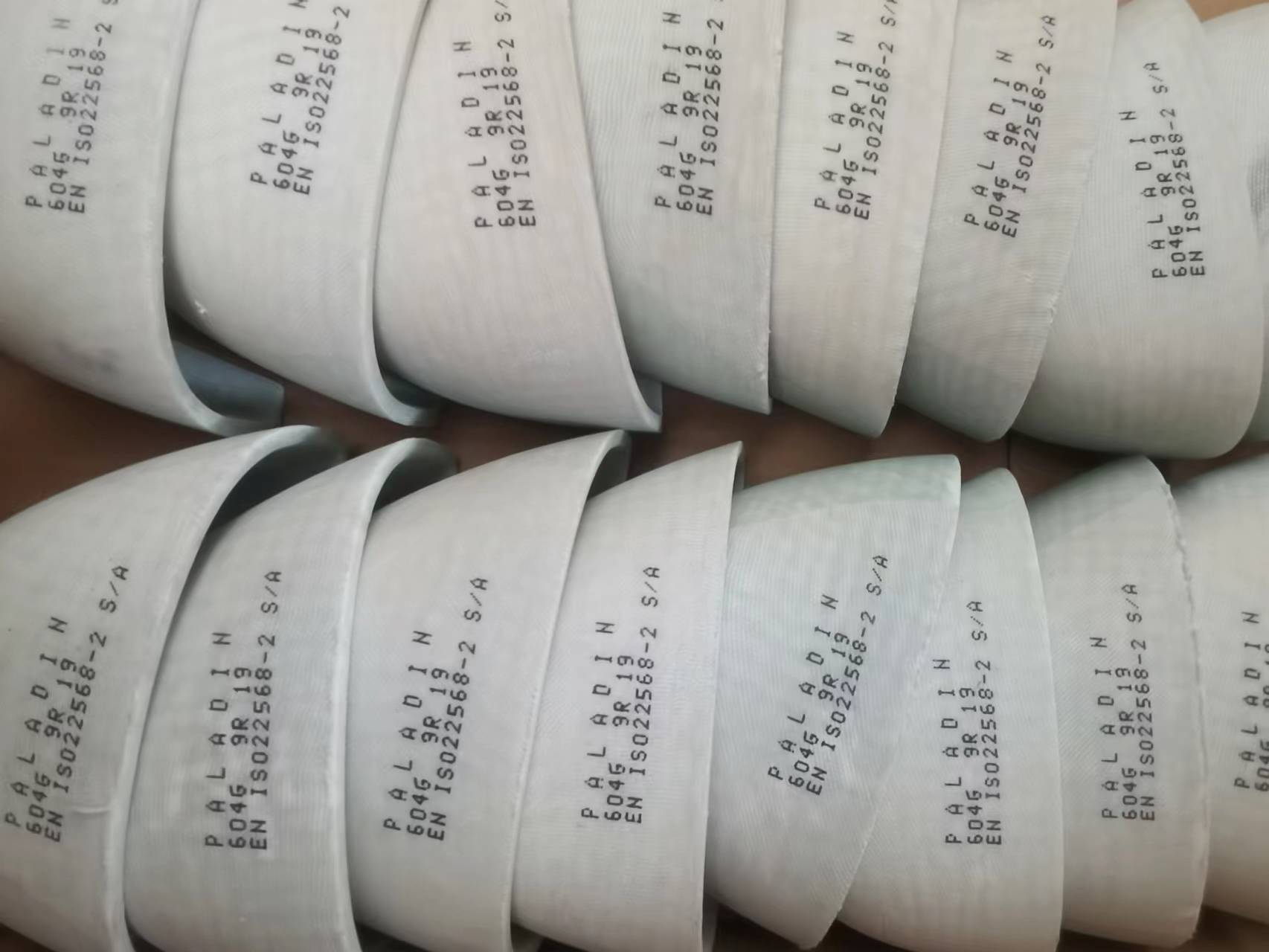 200 J EN ISO22568 표준 유리 섬유 발가락 캡 모델 604G PU 작업 부츠